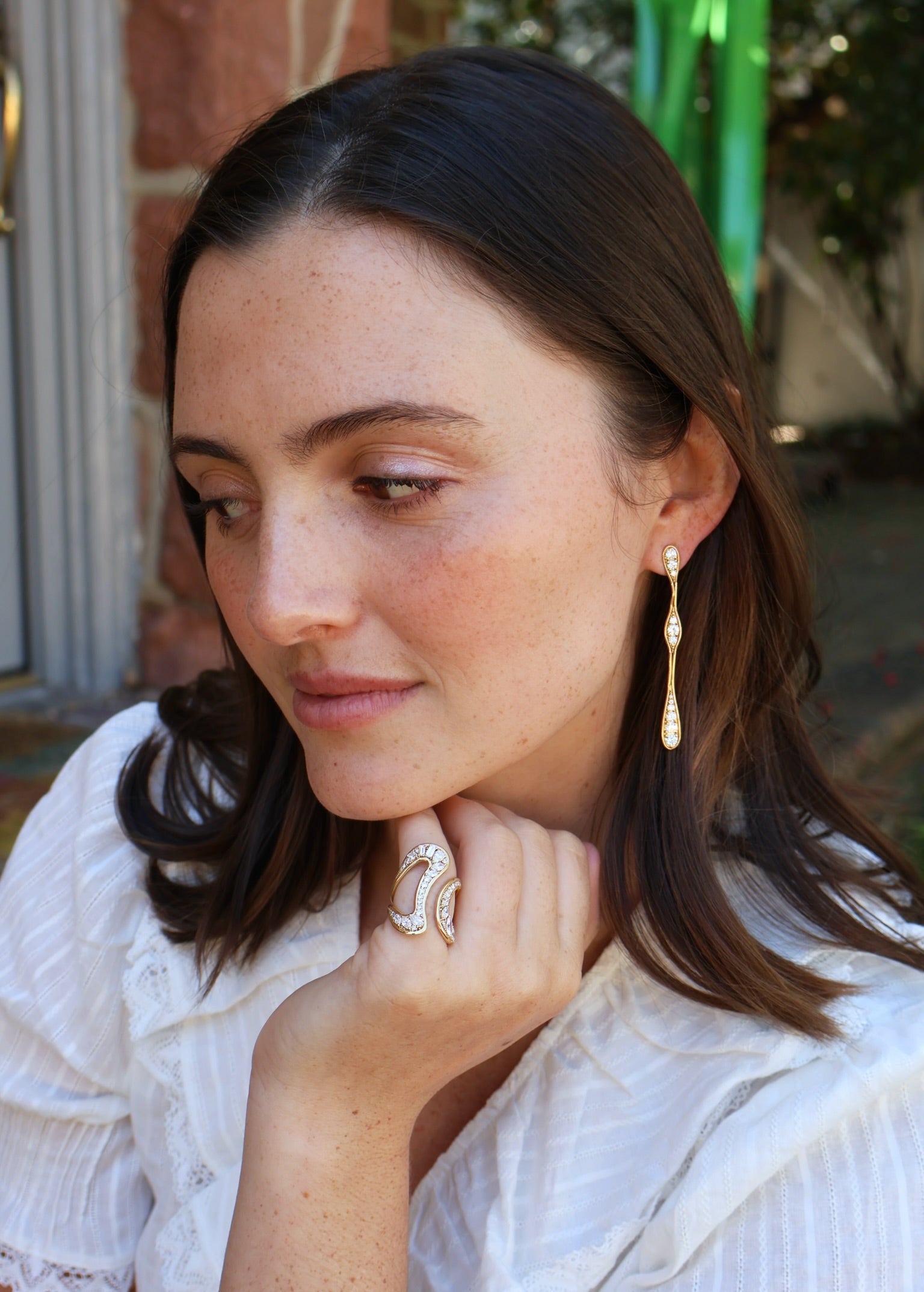 18k yellow gold diamond fluid gold drop earrings by Fernando Jorge Tiny Gods