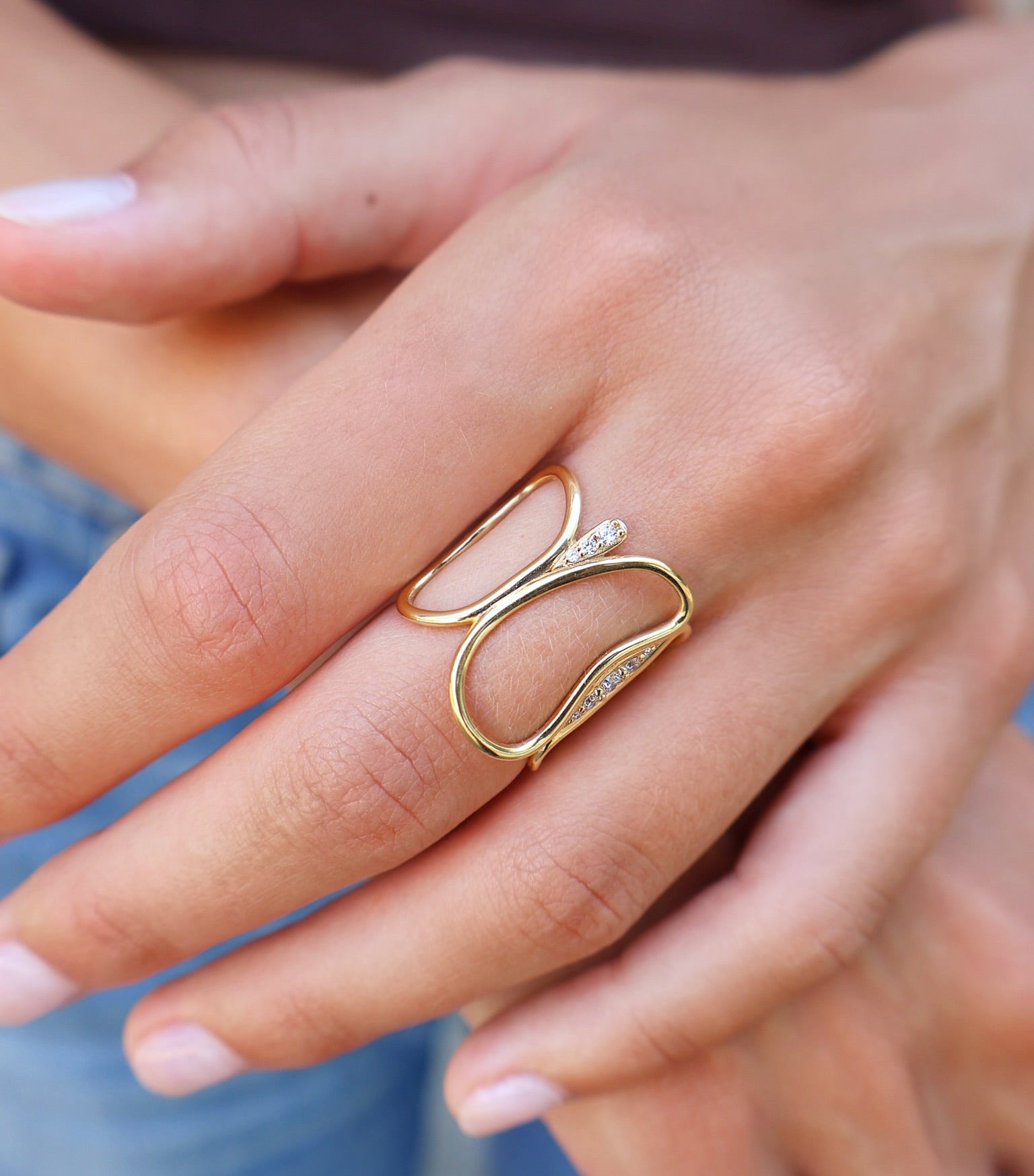 18k yellow gold fluid diamond cage ring by Fernando Jorge Tiny Gods