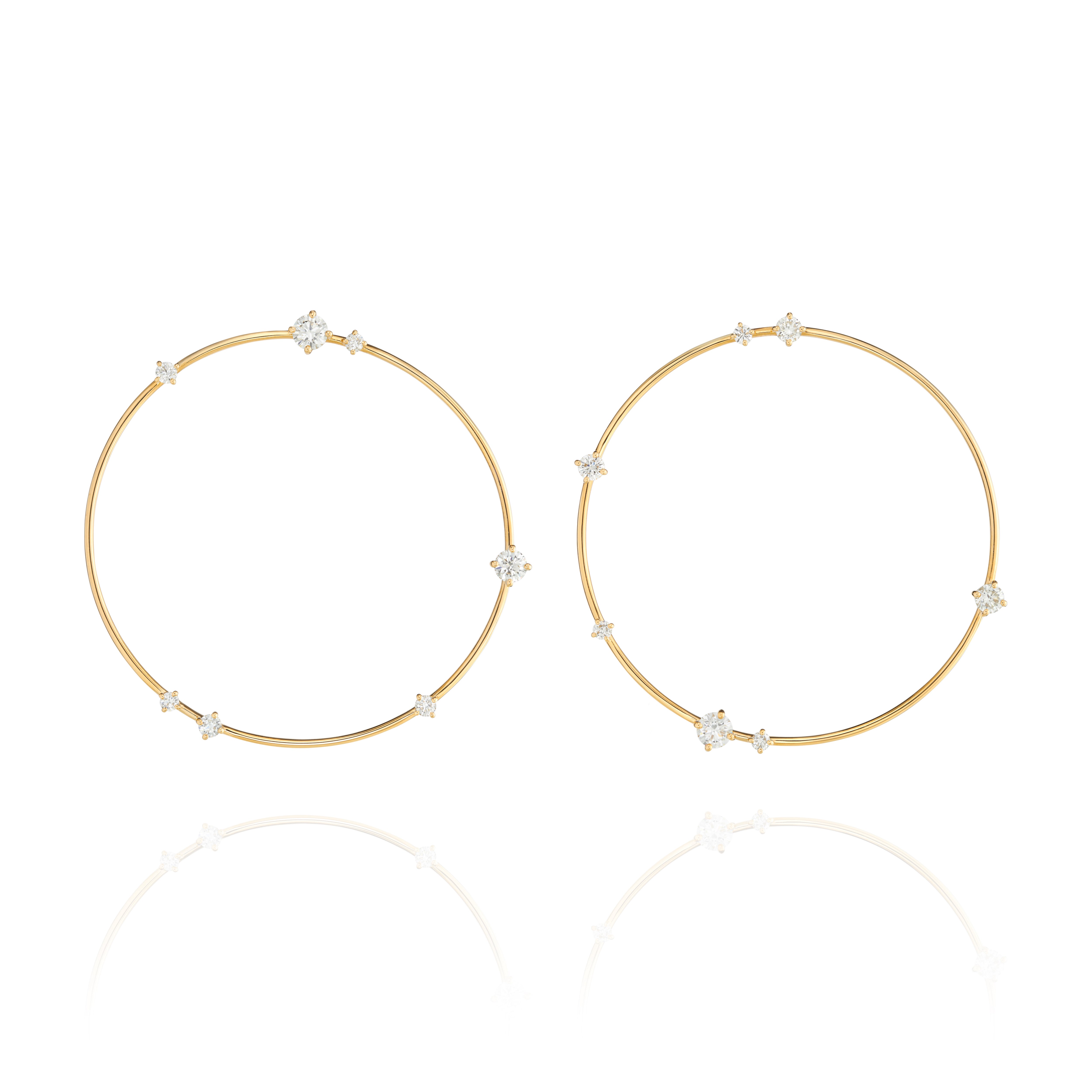 18k yellow gold large diamond solo round earrings by Fernando Jorge Tiny Gods