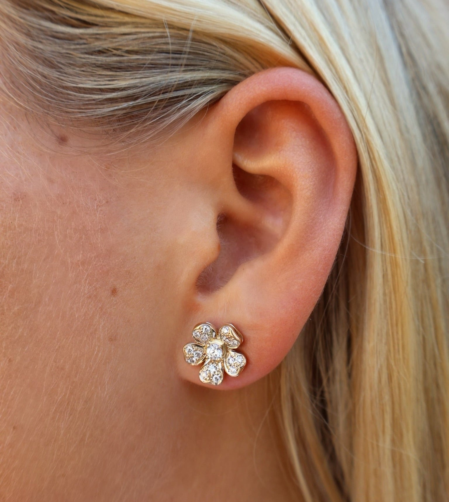 14k yellow gold diamond flower stud earrings Tiny Gods