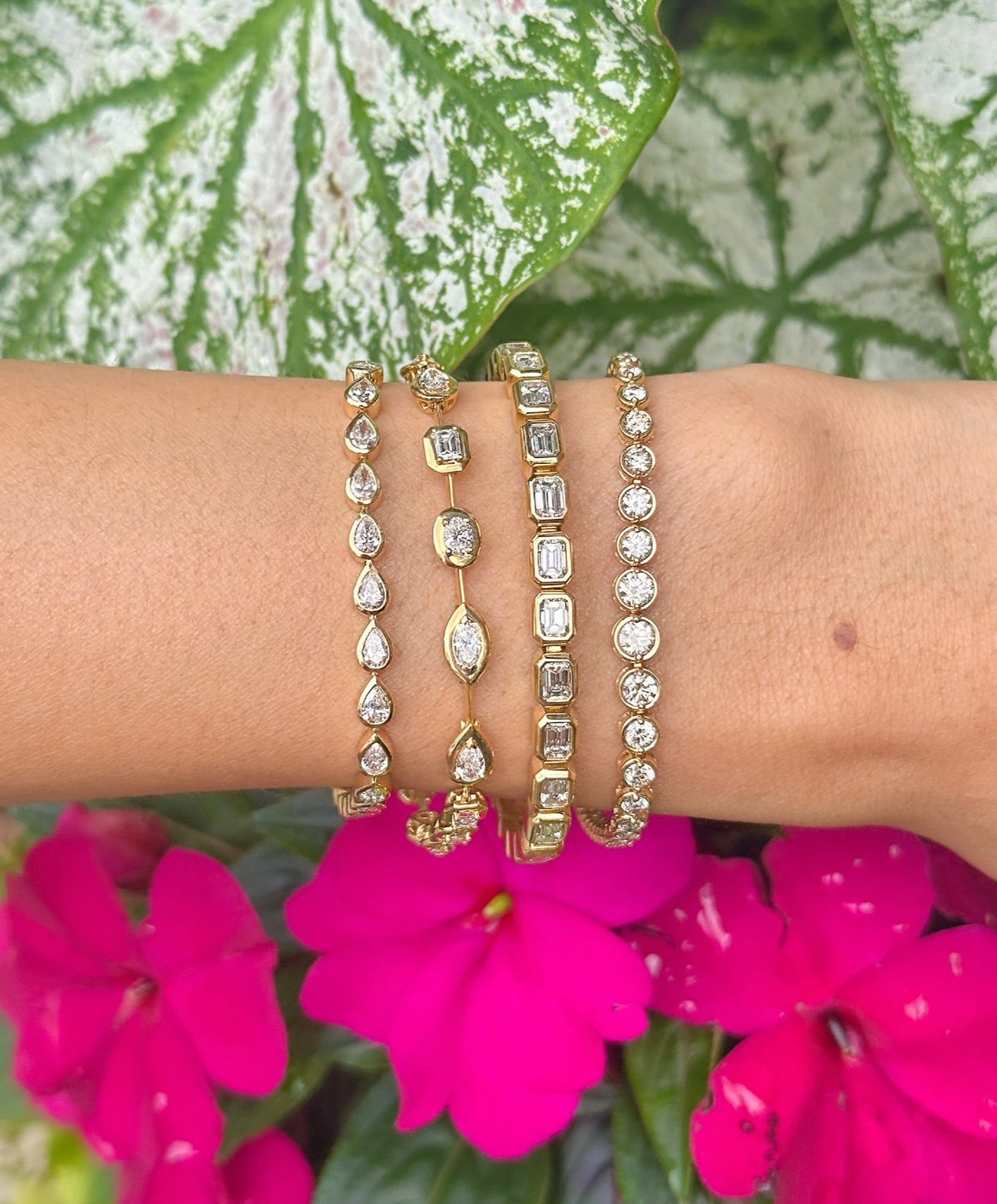 18K yellow gold 18KY Pear-Shaped Diamond Tennis Bracelet tiny gods bezel set tennis bracelet