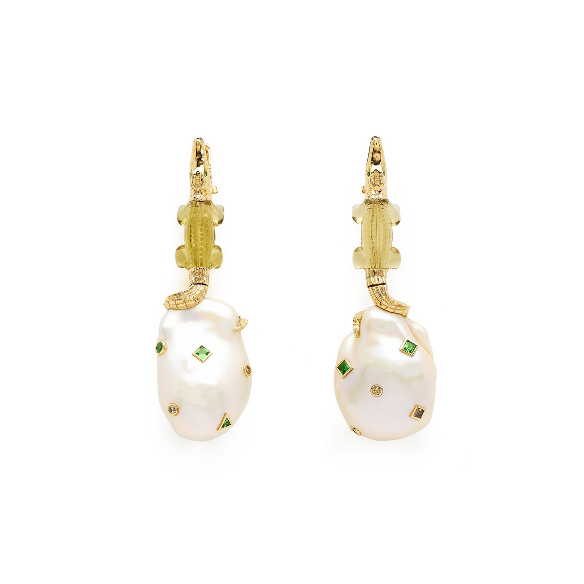 18k yellow gold pearl olive quartz alligator earrings by Bibi van der Velden Tiny Gods