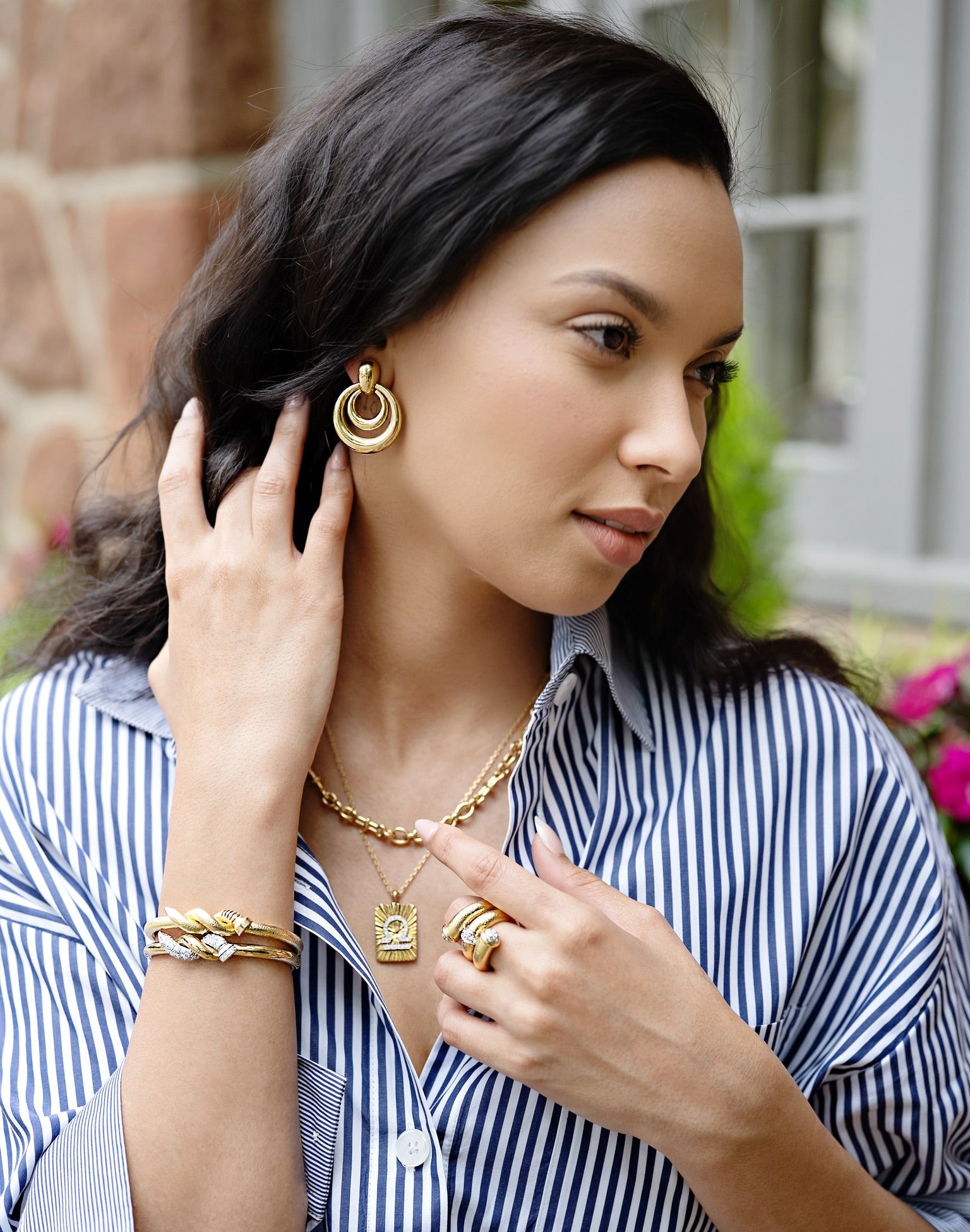 18k yellow gold small double round hoop earrings by David Webb clip on backs Tiny Gods