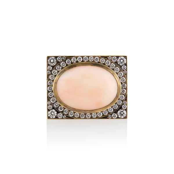 18k yellow gold oval vintage japanese coral ring with unmined diamonds and black rhodium detail by Sylva & Cie.