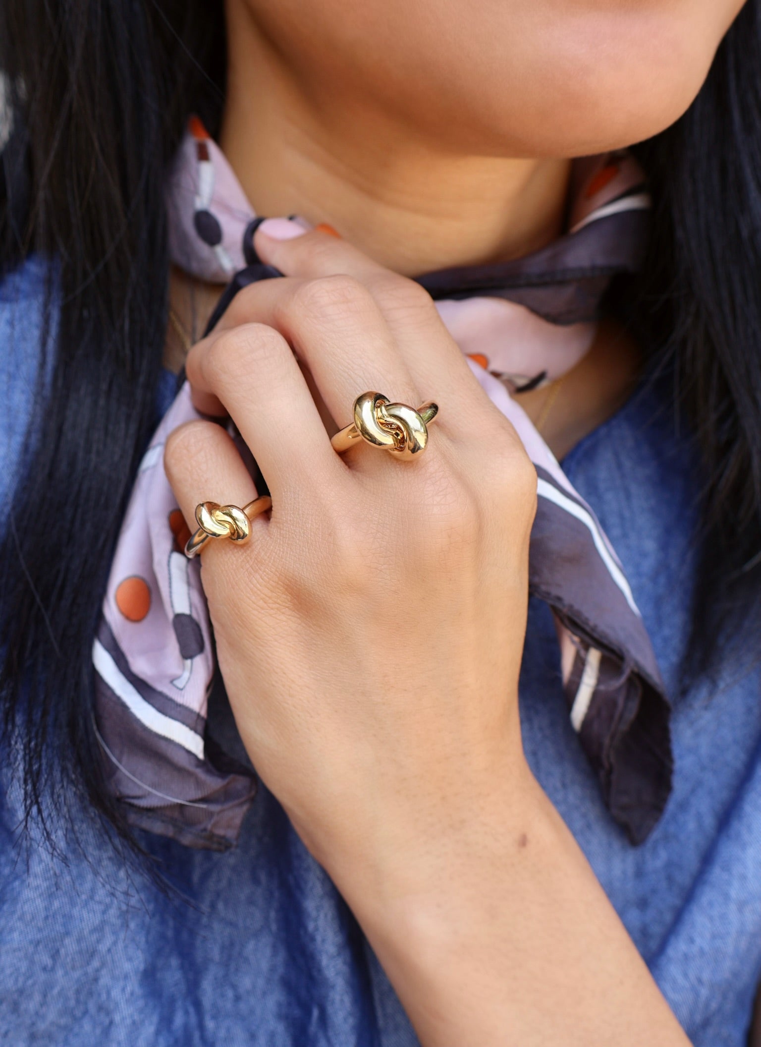 Medium Legacy Knot Ring
