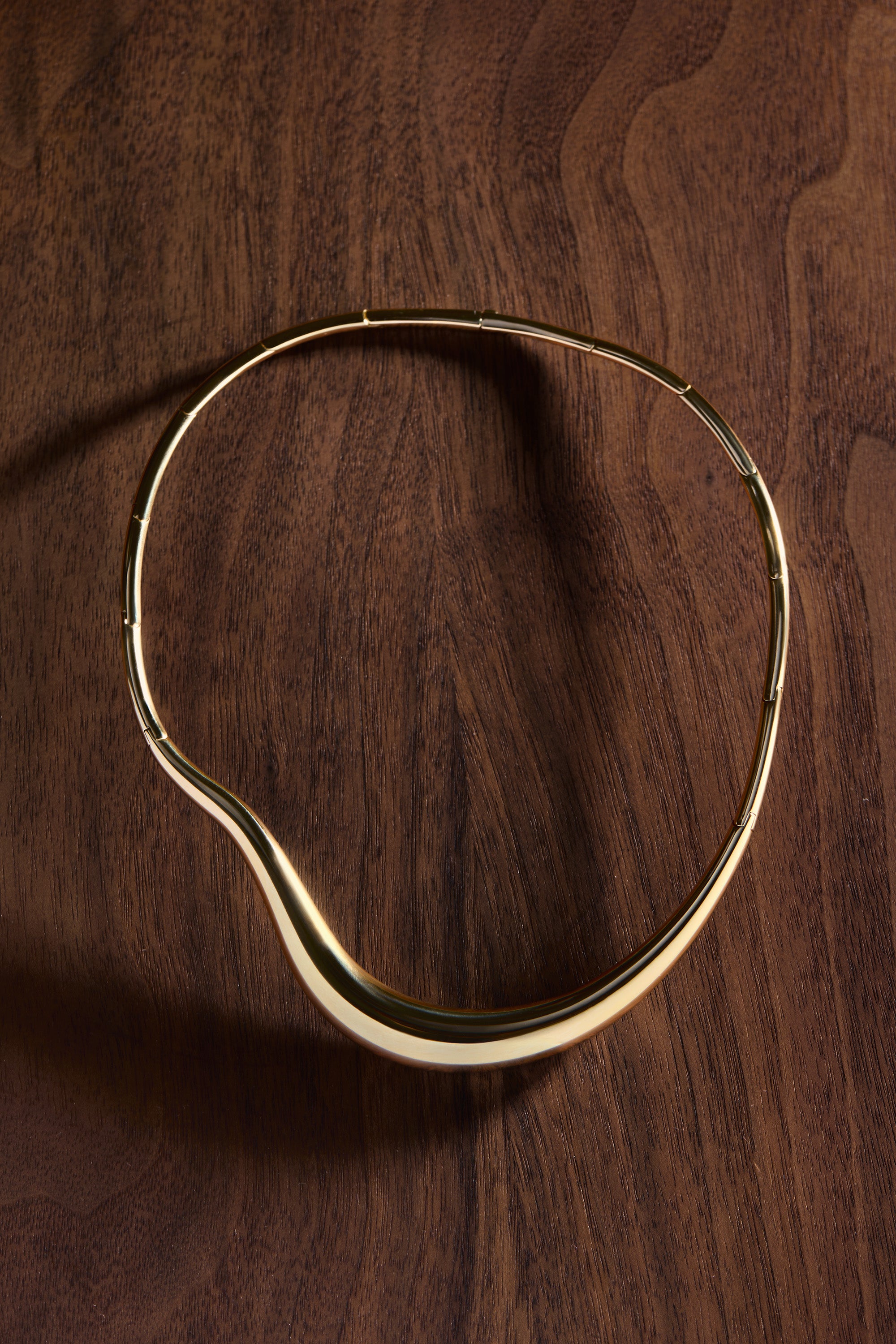 18k yellow gold bold stream wave collar necklace by Fernando Jorge Tiny Gods 