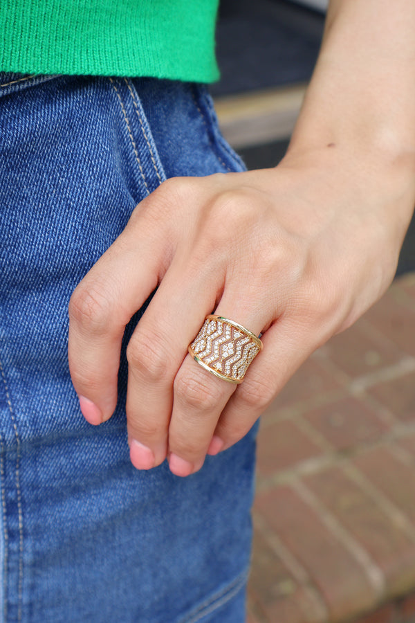 18k yellow gold diamond scintillate ring by Ruchi Tiny Gods