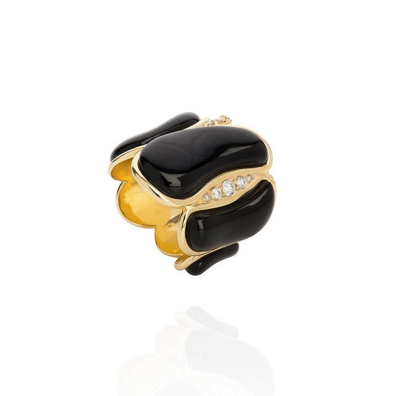 18K yellow gold Fluid Diamonds and Onyx Chain Ring by Fernando Jorge Tiny Gods