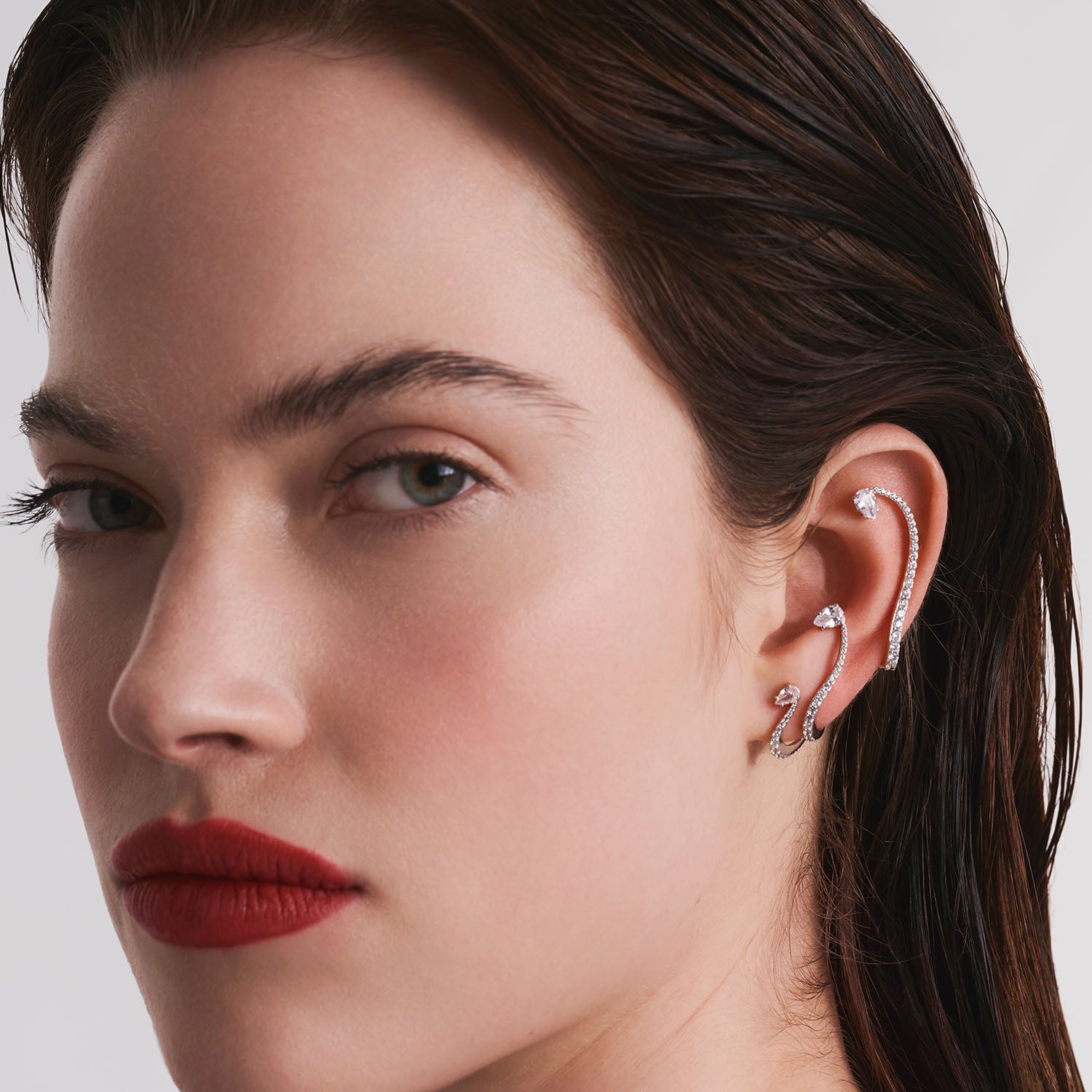 Single Nova Ear Jewel