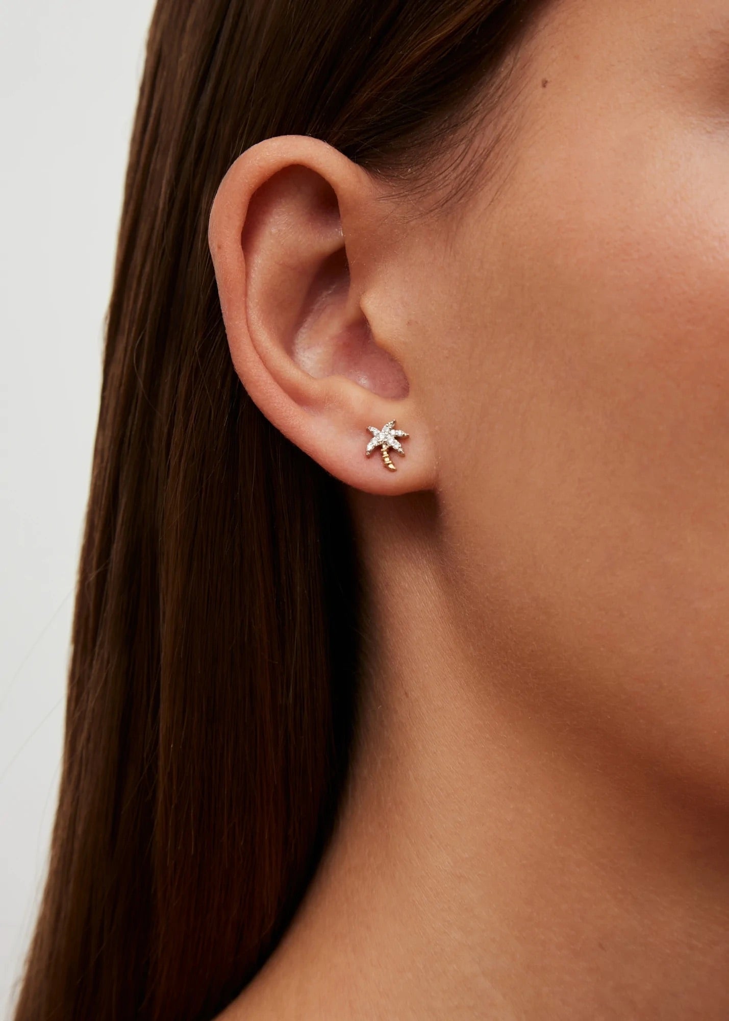 Single Mini Palmier Tree Earring yellow gold Yvonne Leon tiny gods 