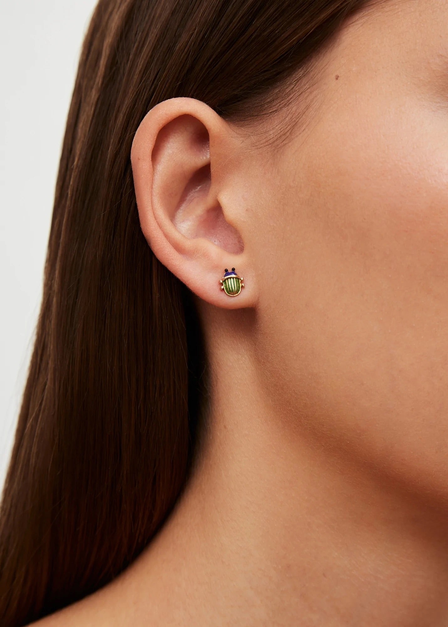 single mini scarab earring yellow gold Yvonne Leon tiny gods 