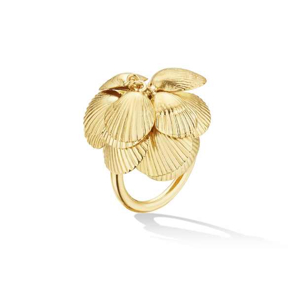 18k yellow gold shell charm ring by Cadar Tiny Gods