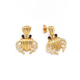 Yellow gold crab and coquillage earrings by Yvonne Léon Tiny Gpds