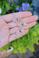 18k yellow gold illusion star diamond stud earrings Tiny Gods