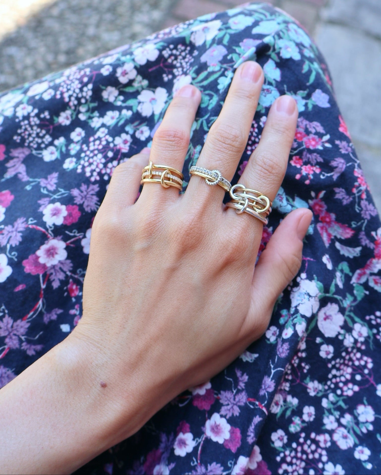 18k yellow gold sonny diamond Spinelli ring Tiny Gods