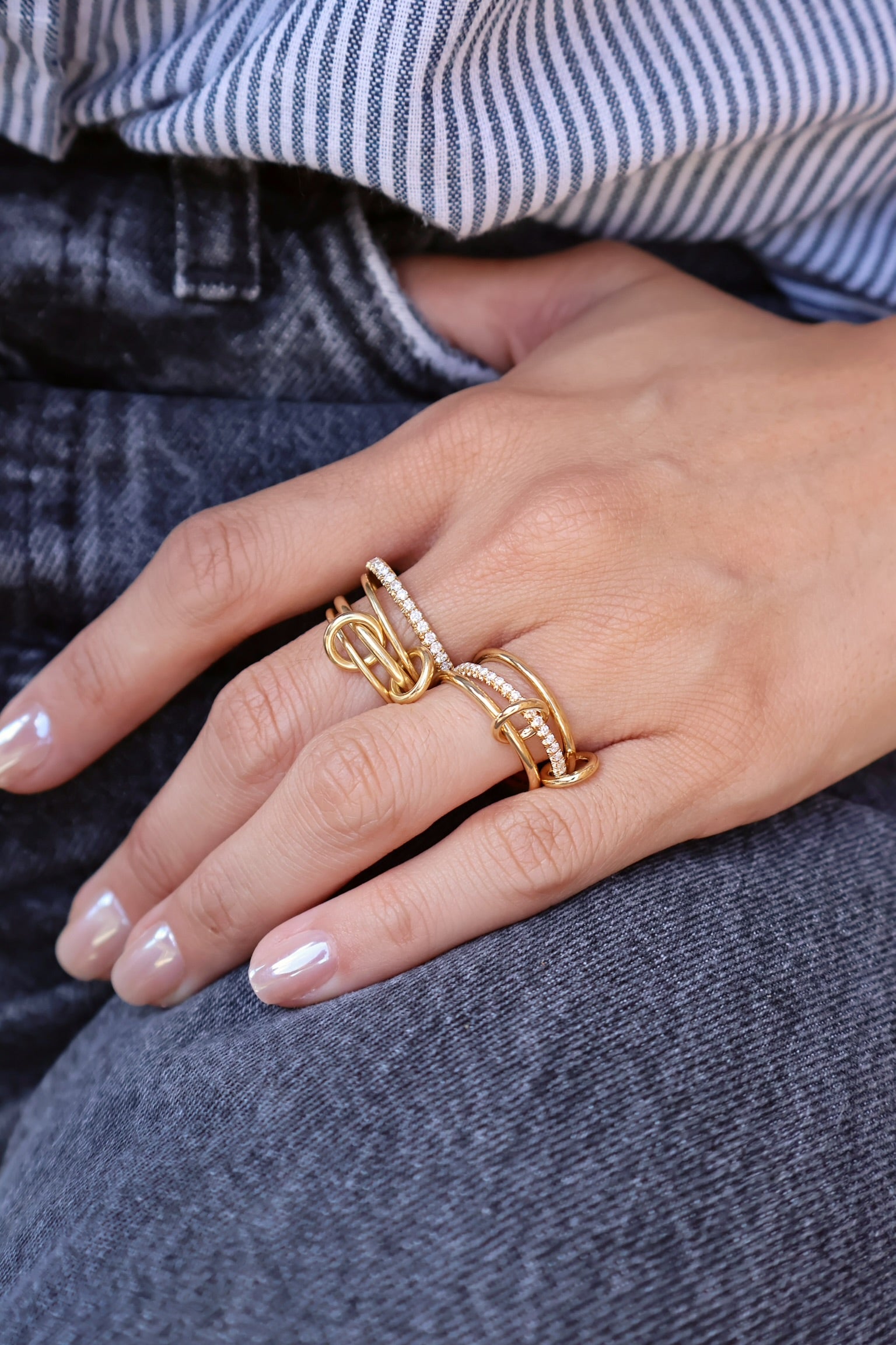 18k yellow gold and white diamond band Pisces Pave YG Ring by Spinelli Kilcollin Tiny Gods
