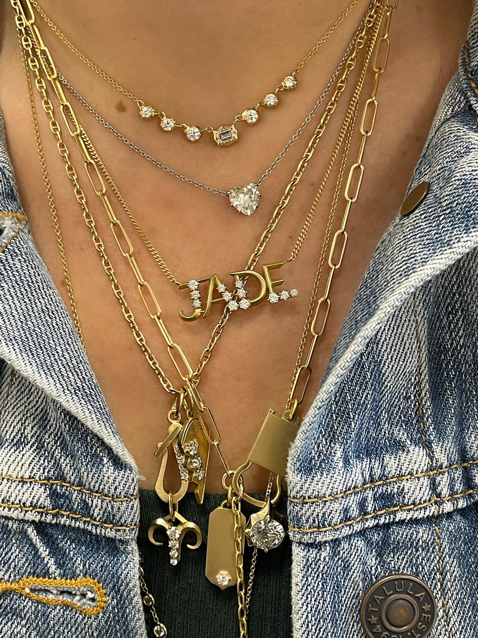 Jade Trau 18K yellow gold diamond Nameplate Necklace initial pendant