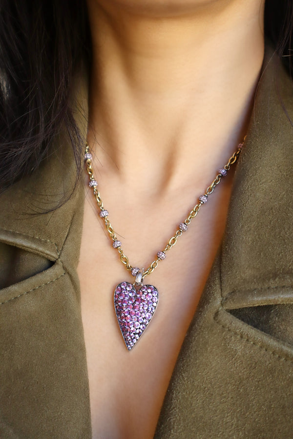 Purple Ceylon Sapphire Heart Pendant 18Kt White gold by Sylva & Cie tiny gods