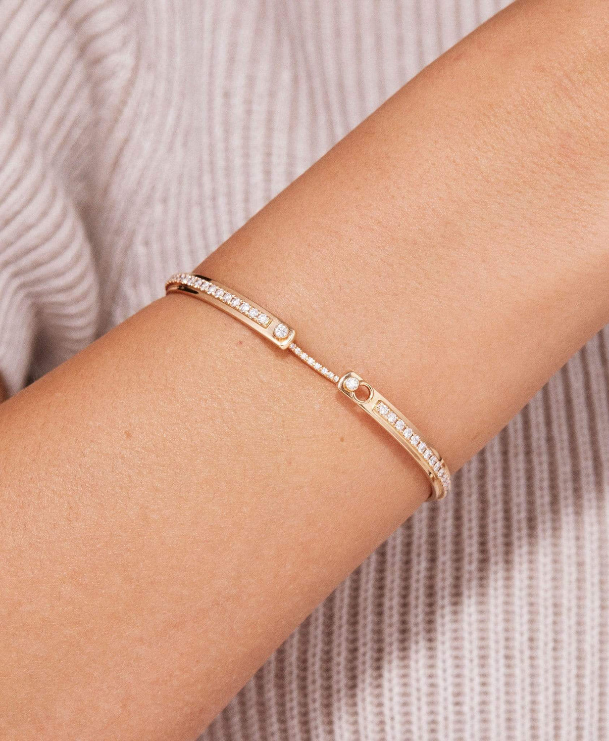 Tuxedo Mood Bangle